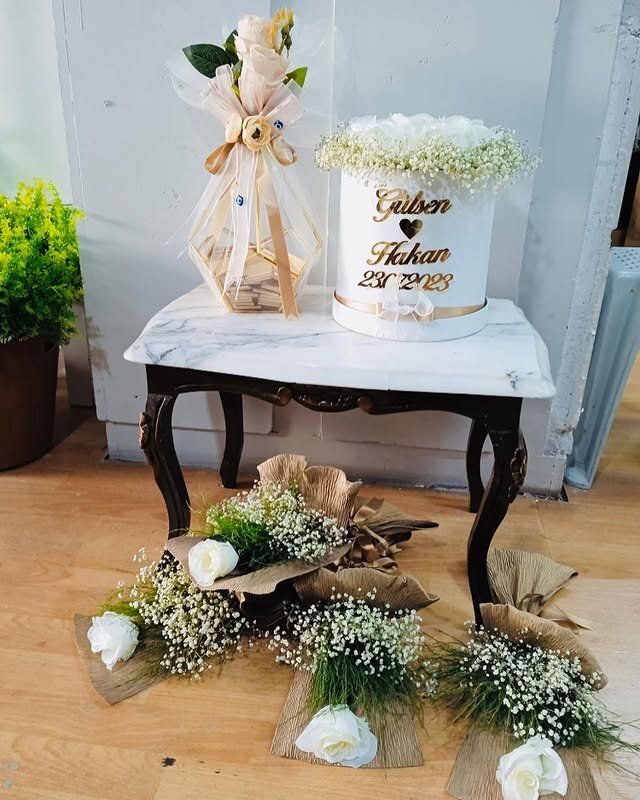 Engagement Proposal Bouquet - image 1
